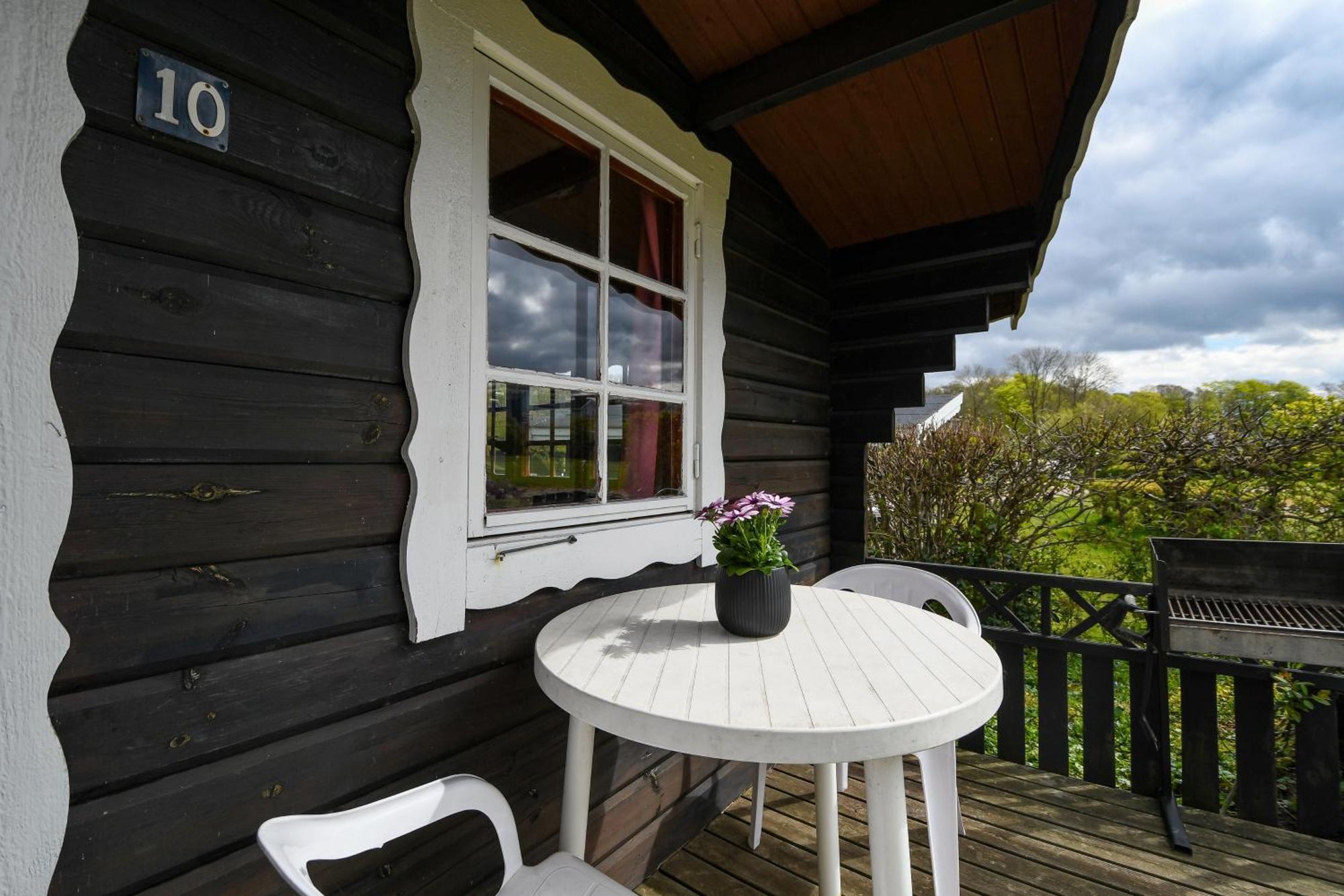 First Camp Skovlund Camping & Cottages Båring Exterior foto