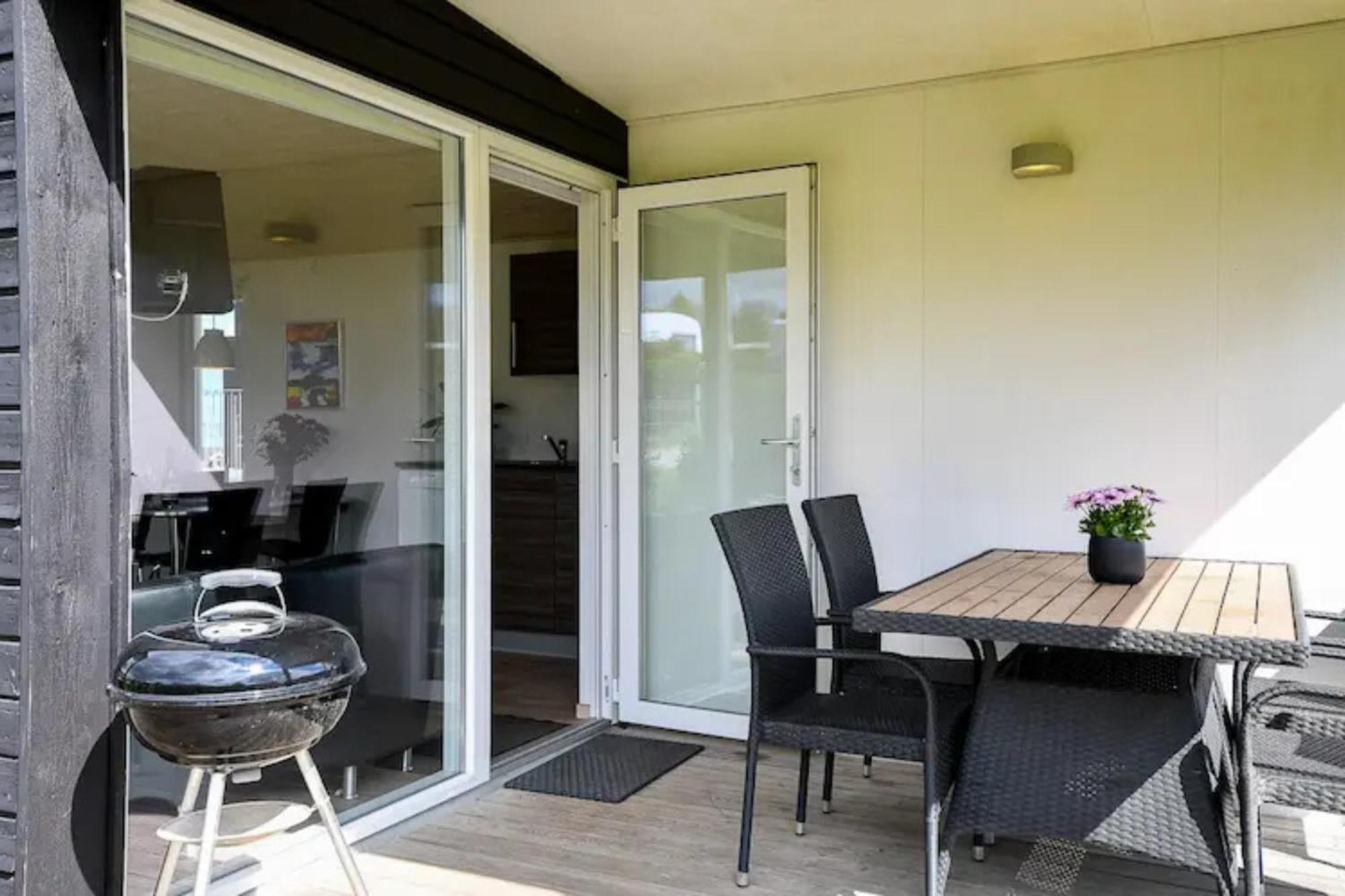 First Camp Skovlund Camping & Cottages Båring Exterior foto